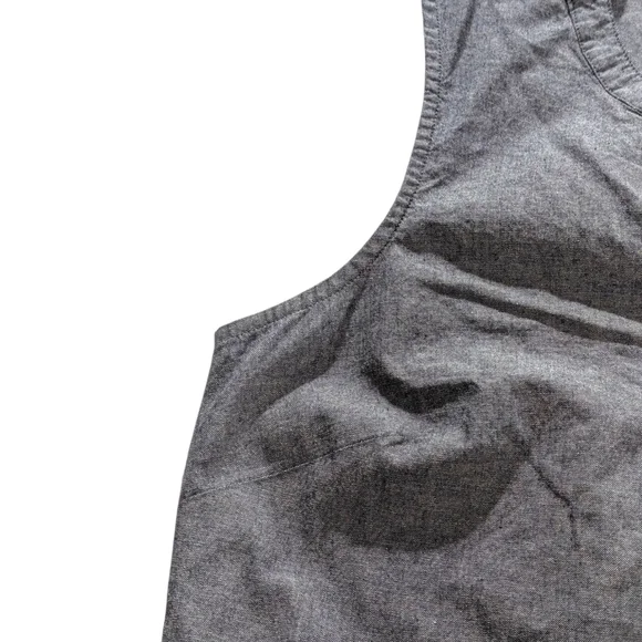 NWT WOMEN'S FIELD & STREAM SLEEVELESS MEDIUM SL CHAMBRAY TOP - Picture 9 of 13